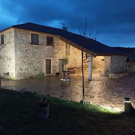 Albergue Aldea Da Pedreira Teo Exterior photo