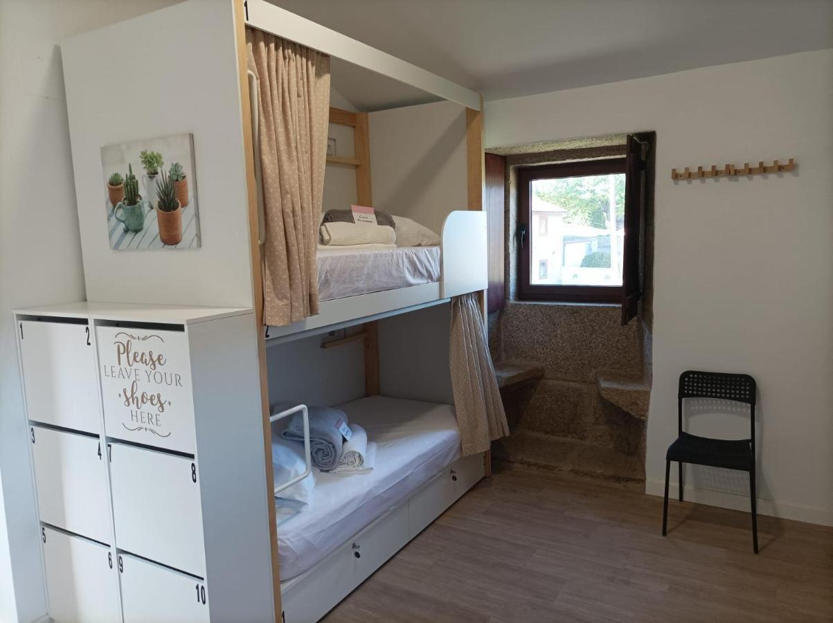 Albergue Aldea Da Pedreira Teo Exterior photo