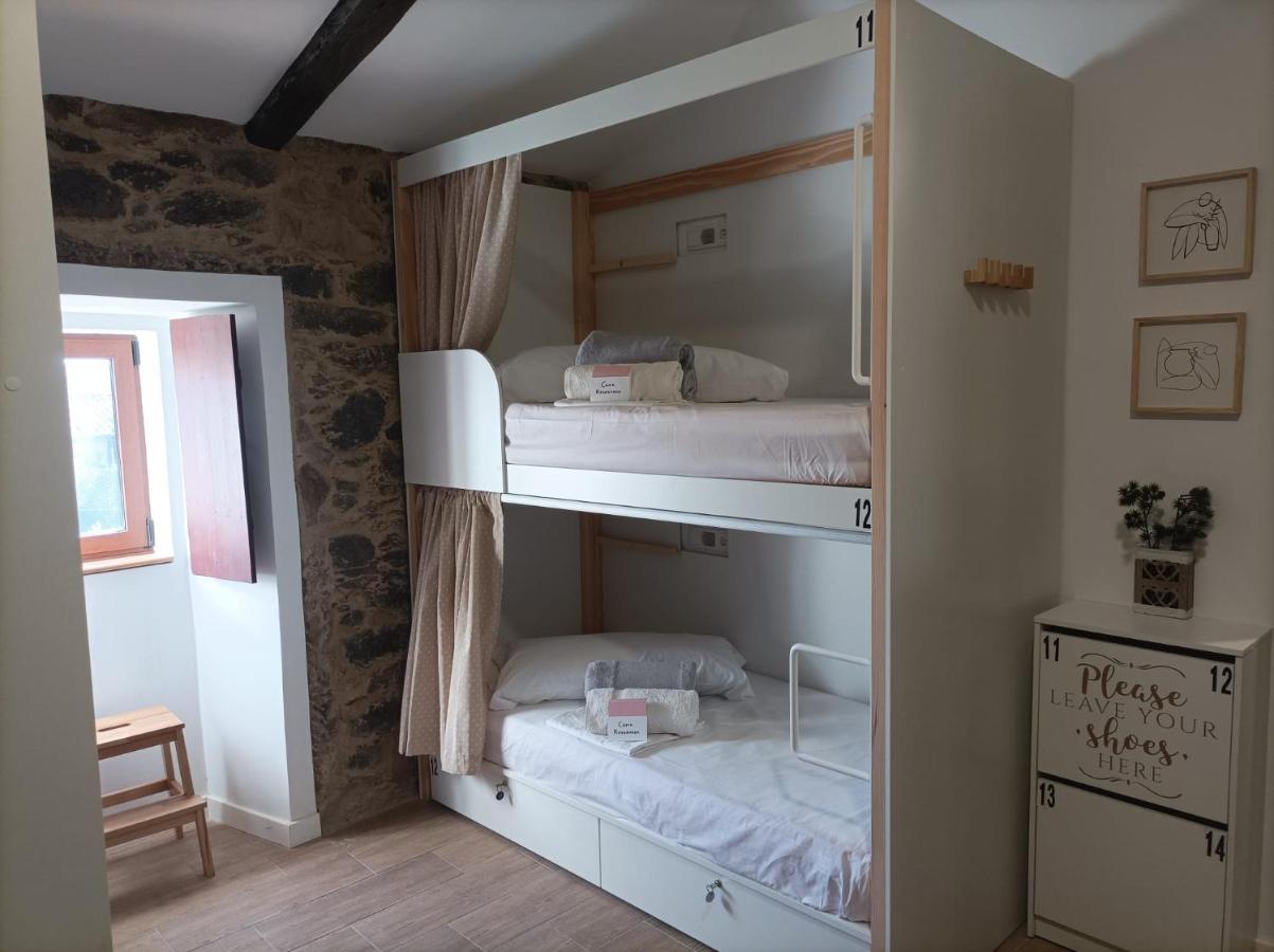 Albergue Aldea Da Pedreira Teo Exterior photo