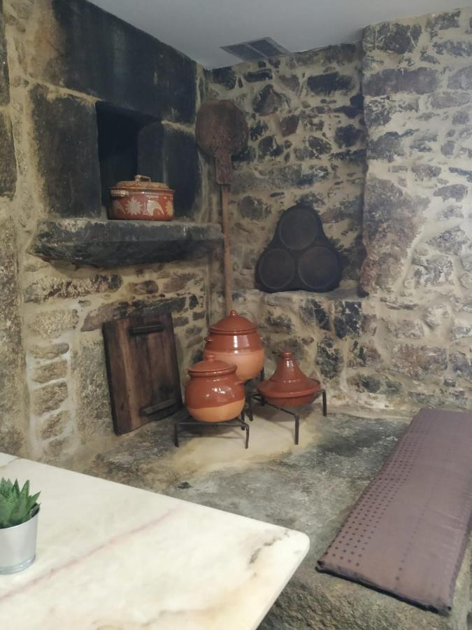 Albergue Aldea Da Pedreira Teo Exterior photo